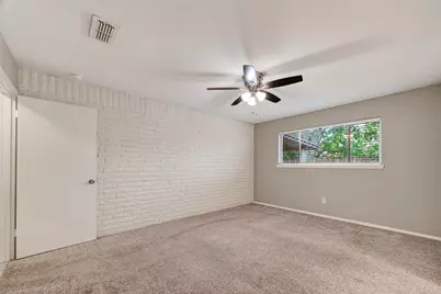 16614 Blackhawk Boulevard, Friendswood, TX 77546 - Photo 13