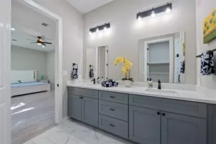 2113 Knollwood St, Kemah, TX 77565 - Photo 13