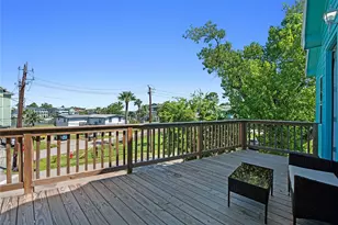 2113 Knollwood St, Kemah, TX 77565 - Photo 29