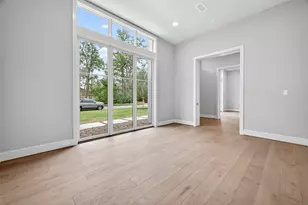 26 Valley Forge Dr, Houston, TX 77024 - Photo 5