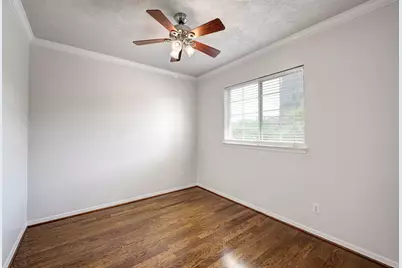 7827 Shady Villa Cove, Houston, TX 77055 - Photo 19