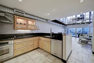 2117 1/2 Hazard St, Houston, TX 77019 - Photo 17