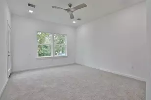 9339 Lavender St, Houston, TX 77016 - Photo 17