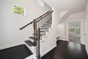 4012 Centre Valley Ln, Houston, TX 77043 - Photo 5