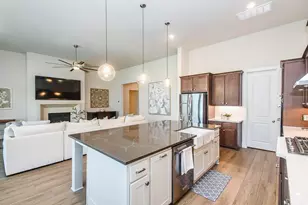 5019 Golden Peach Rd, Manvel, TX 77578 - Photo 19