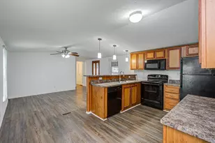 222 Kernohan St, Crosby, TX 77532 - Photo 19