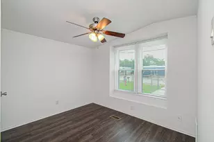 222 Kernohan St, Crosby, TX 77532 - Photo 23