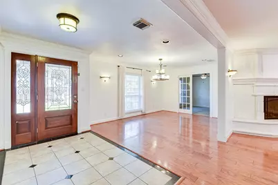 6754 Cindy Lane, Houston, TX 77008 - Photo 3