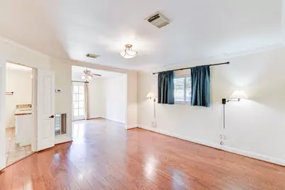 6754 Cindy Lane, Houston, TX 77008 - Photo 13