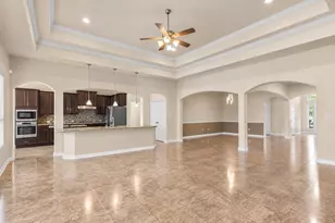 4329 S Meridian Greens Dr, Dickinson, TX 77539 - Photo 3