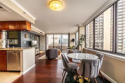 3525 Sage Road #1009, Houston, TX 77056 - Photo 5