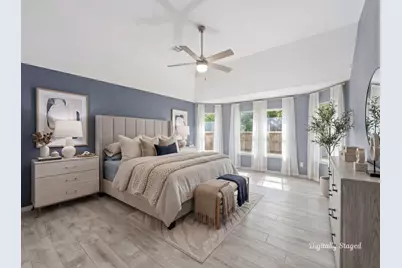 107 Brighton Woods Court, Conroe, TX 77318 - Photo 11