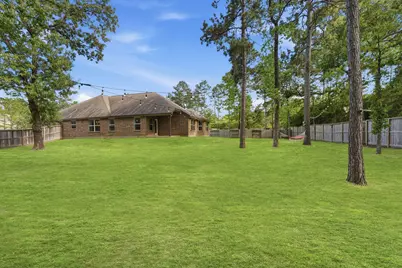107 Brighton Woods Court, Conroe, TX 77318 - Photo 25