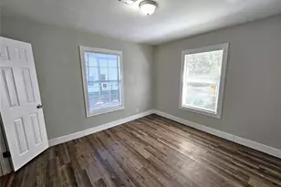 1521 4th Ave N, Texas City, TX 77590 - Photo 5