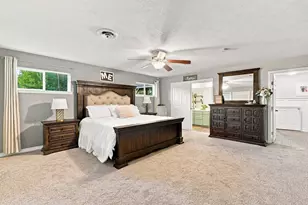 5701 Melody Ln, Dickinson, TX 77539 - Photo 15
