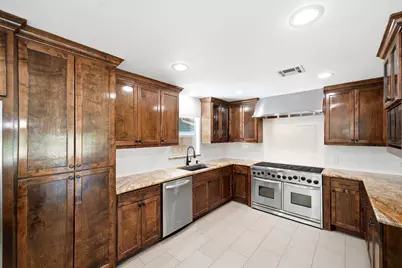 2602 Tannehill Drive, Houston, TX 77008 - Photo 17