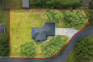1002 Ransom St, Anahuac, TX 77514 - Photo 47