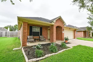 4107 Merlet Dr, Pearland, TX 77584 - Photo 3