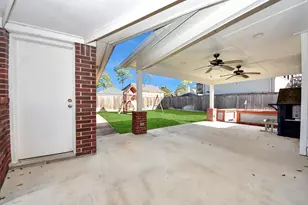 10510 Minturn Ln, Houston, TX 77064 - Photo 5