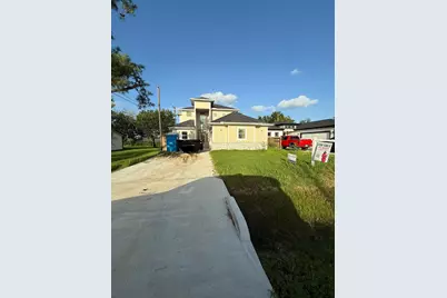 823 Santa Anna Lane, La Porte, TX 77571 - Photo 1