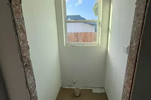 823 Santa Anna Ln, La Porte, TX 77571 - Photo 7