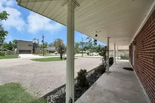 1419 Primrose St, Conroe, TX 77385 - Photo 1