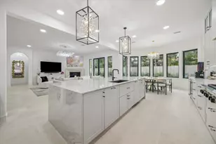 11721 Spriggs Way, Hedwig Village, TX 77024 - Photo 15