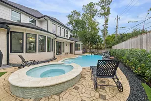 11721 Spriggs Way, Hedwig Village, TX 77024 - Photo 37