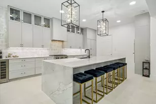 11721 Spriggs Way, Hedwig Village, TX 77024 - Photo 13