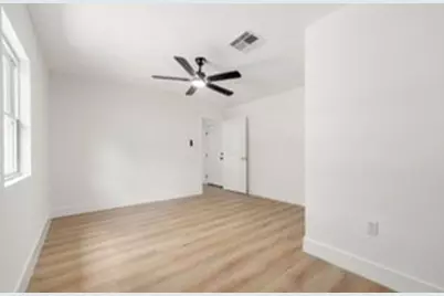 1406 Indian Shores Road, Crosby, TX 77532 - Photo 9