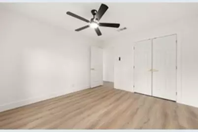 1406 Indian Shores Road, Crosby, TX 77532 - Photo 11