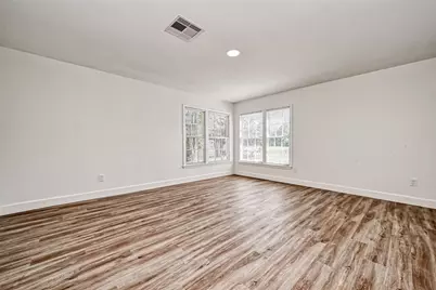 5609 Denmark Street #B, Houston, TX 77028 - Photo 7