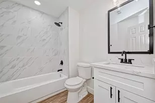 5609 Denmark St, Houston, TX 77028 - Photo 11