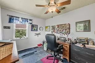12 Bybee Cir, Huntsville, TX 77320 - Photo 23