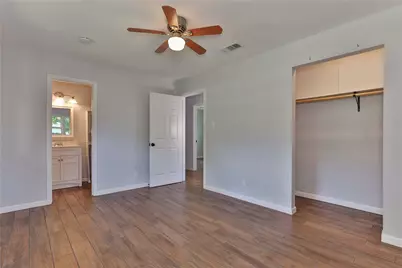 500 Smith Street, Clute, TX 77531 - Photo 17
