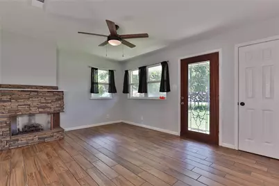 500 Smith Street, Clute, TX 77531 - Photo 7