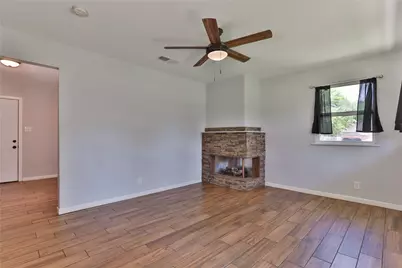 500 Smith Street, Clute, TX 77531 - Photo 9