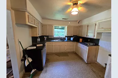 110 Carter Street, Cleveland, TX 77327 - Photo 15