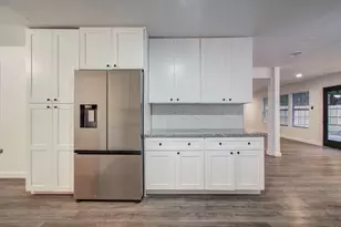 703 Ravensworth Dr, Conroe, TX 77302 - Photo 13
