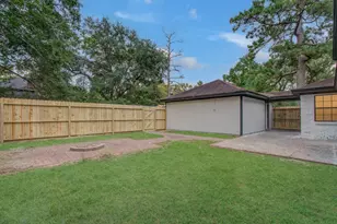 703 Ravensworth Dr, Conroe, TX 77302 - Photo 39