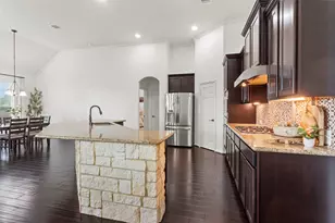 11810 Pearl Ln, Mont Belvieu, TX 77535 - Photo 19