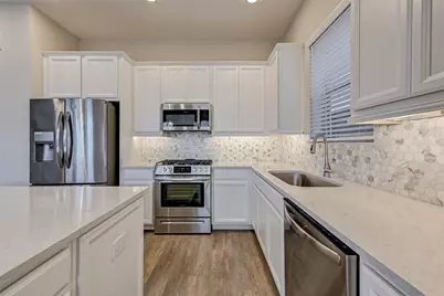 966 Ford Pines Lane, Houston, TX 77091 - Photo 11