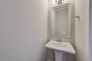 966 Ford Pines Ln, Houston, TX 77091 - Photo 13