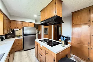 2603 Brom Bones Blvd, Pearland, TX 77581 - Photo 7