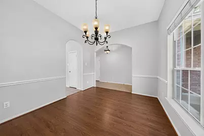 20531 Newfalls Court, Richmond, TX 77407 - Photo 5
