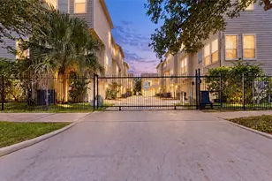 1517 Drew St, Houston, TX 77004 - Photo 1