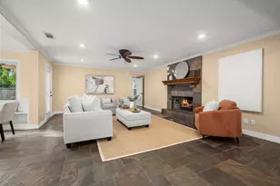 5906 Echo Lake Ln, Houston, TX 77069 - Photo 9