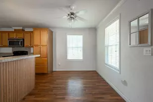 635 8th St, San Leon, TX 77539 - Photo 5