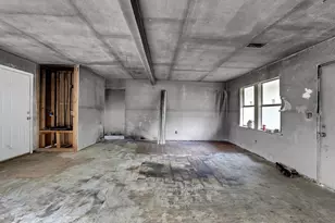 10509 Cathedral Dr, Houston, TX 77051 - Photo 11