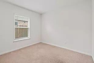 25461 Black Spruce Dr, Cleveland, TX 77328 - Photo 21